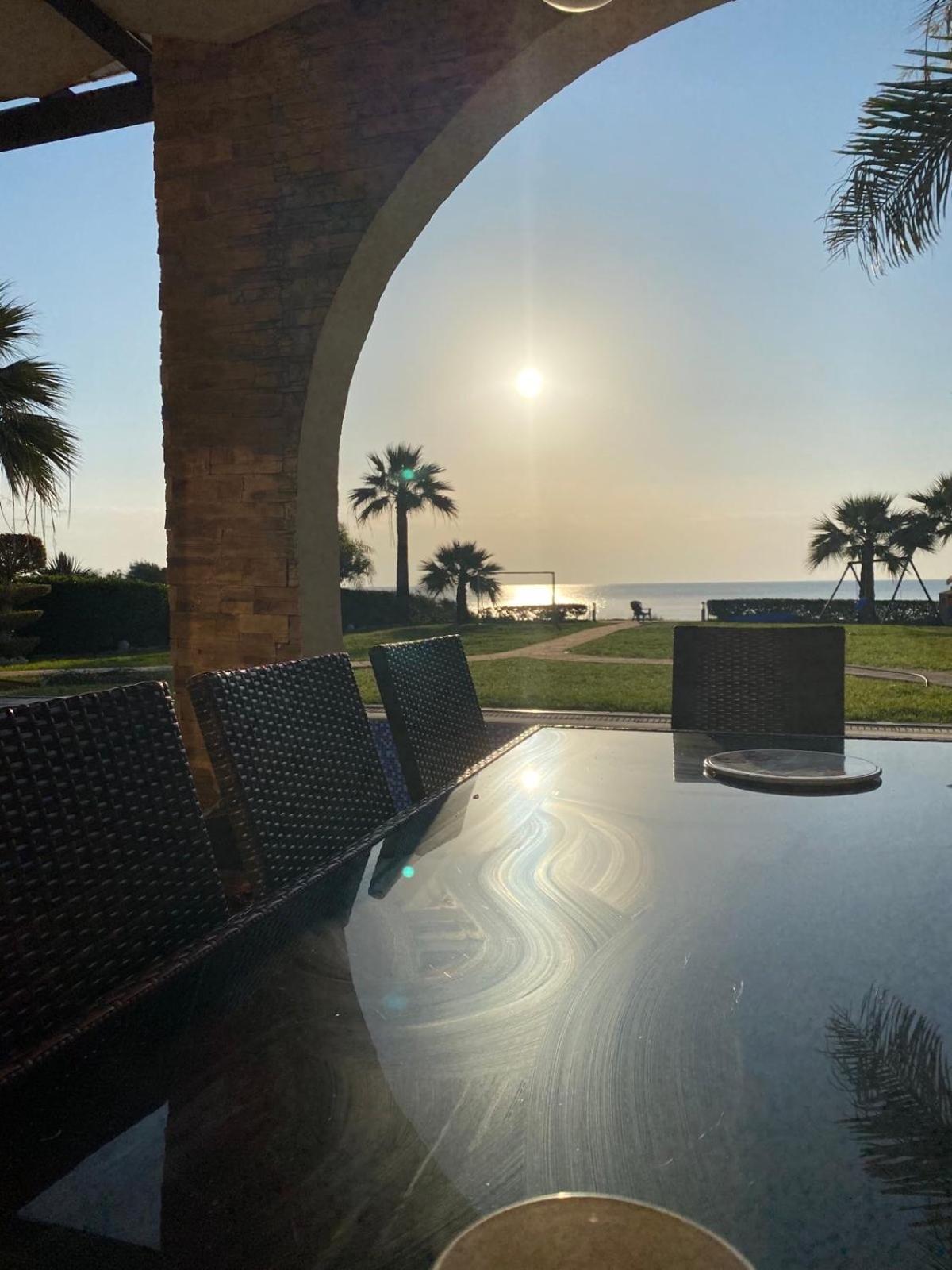Ionion Beachfront Villa Айя Напа Екстериор снимка