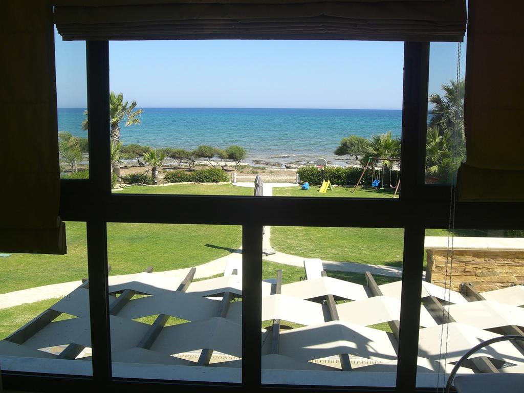 Ionion Beachfront Villa Айя Напа Екстериор снимка